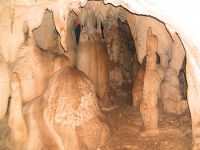 Grotta-abisso-dei-cocci1